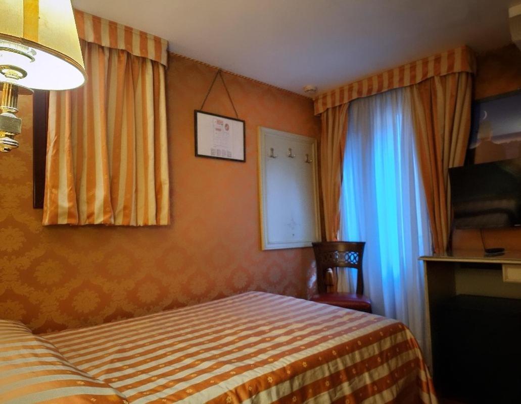 ונציה Hotel Lux מראה חיצוני תמונה