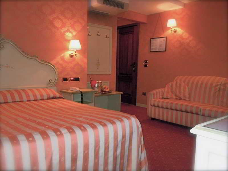 ונציה Hotel Lux מראה חיצוני תמונה