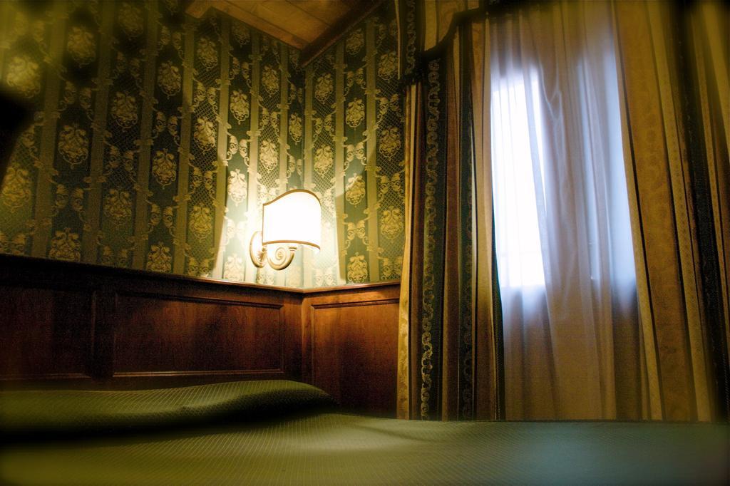 ונציה Hotel Lux מראה חיצוני תמונה