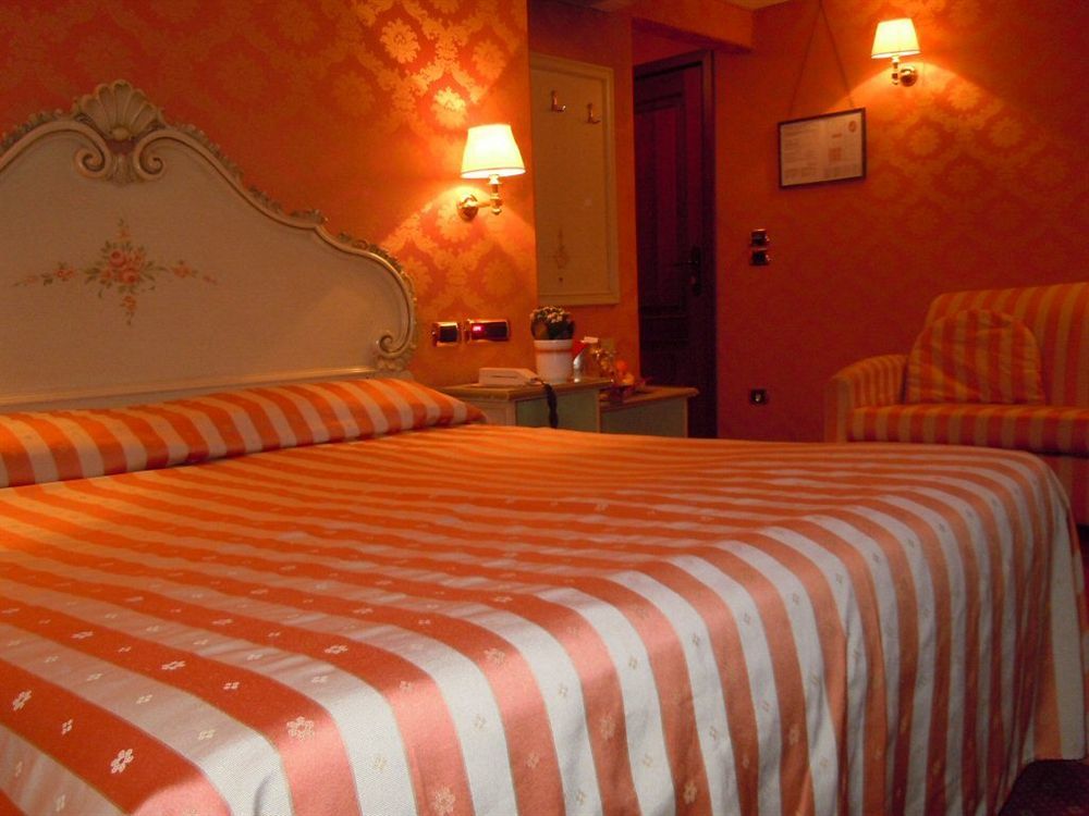 ונציה Hotel Lux מראה חיצוני תמונה